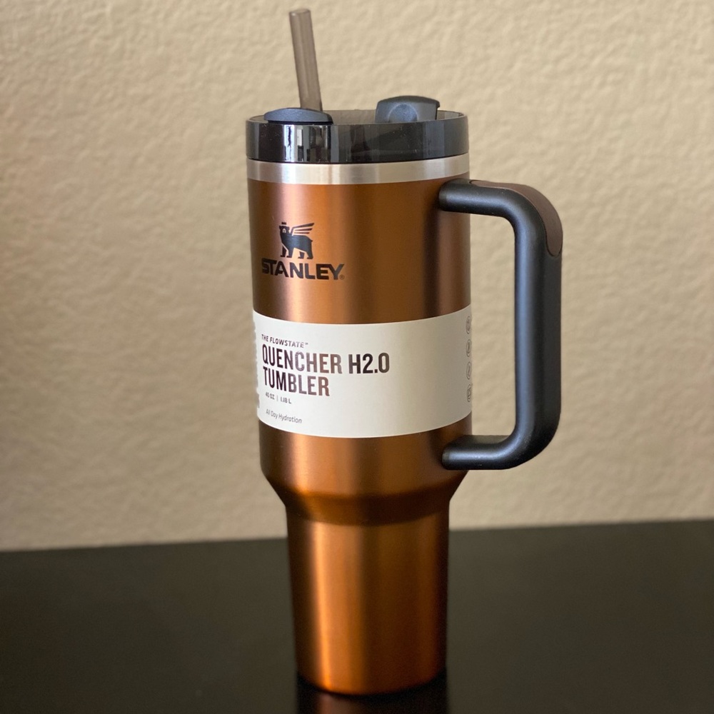 Stanley 40oz Maple Glow NWT